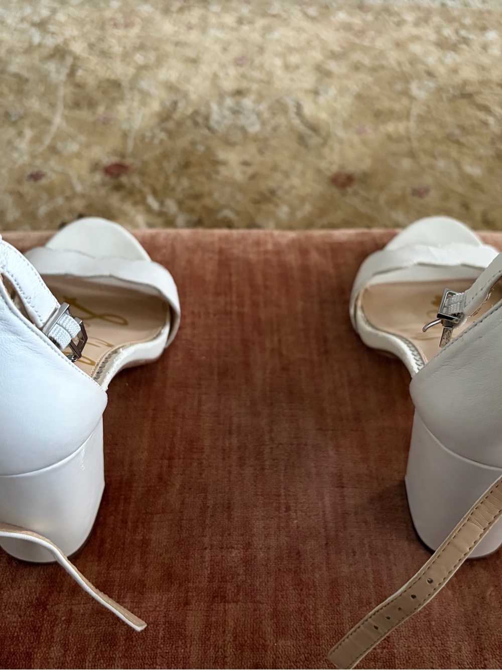 Sam Edelman White Scalloped Block Heel Sandals women's 7.5 designer cottagecore - Picture 4 of 5